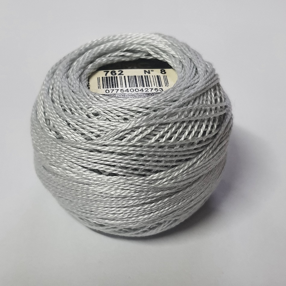 Perle Cotton no 8 Col 762