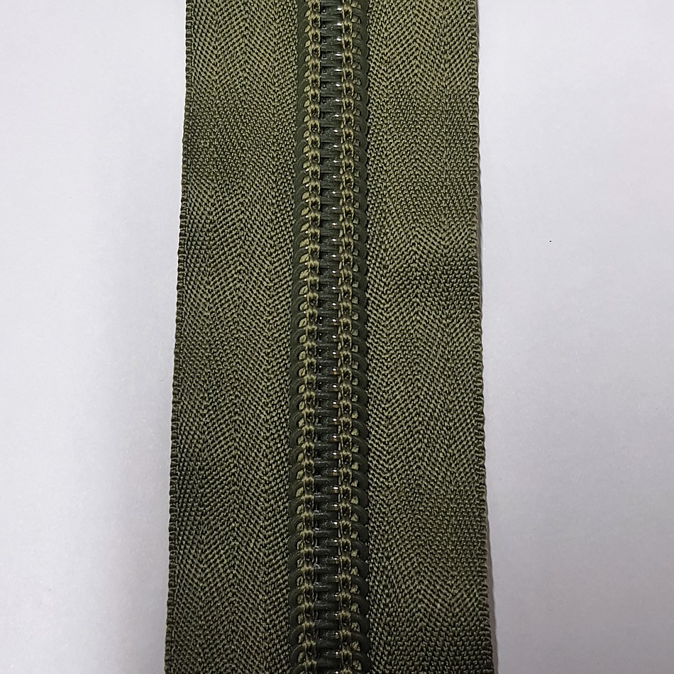 Type 10 Chain Zip - Olive